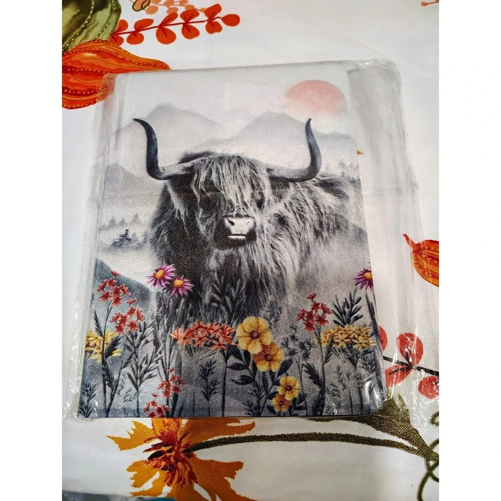 Kindle Paperwhite 11th Gen 2021 6.8in leather highland Cow. X003W9PJRB
